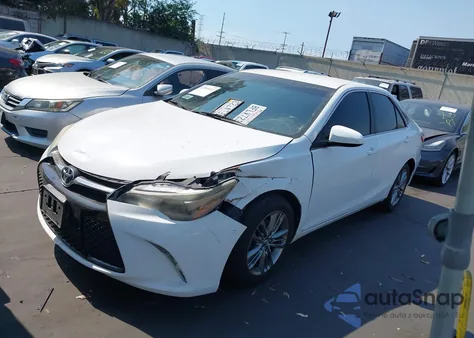 2017 Toyota Camry Se z USA, uszkodzony, nr VIN 4T1BF1FKXHU748017